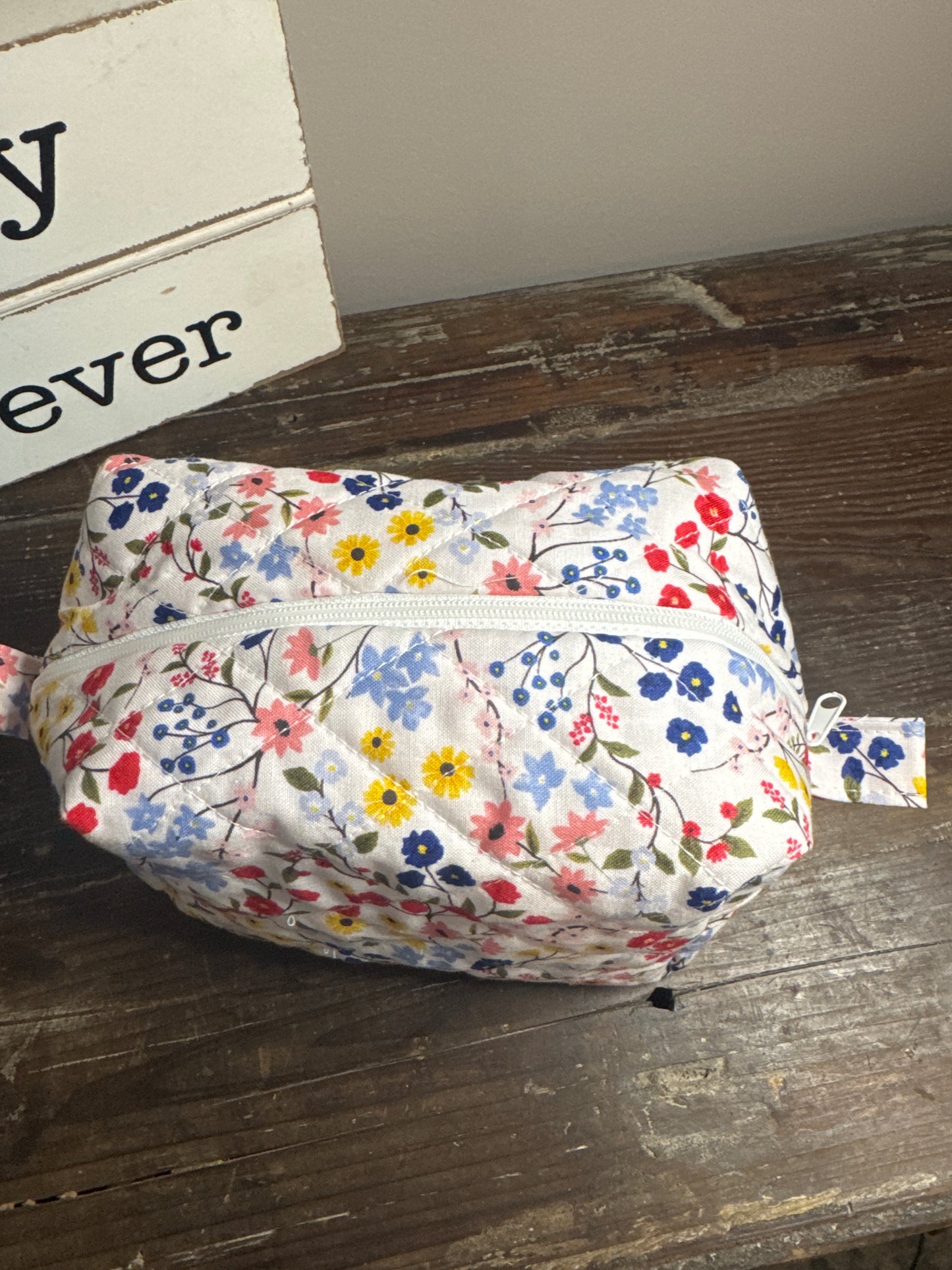 Red/Blue/Yellow Garden Small Makeup Bag