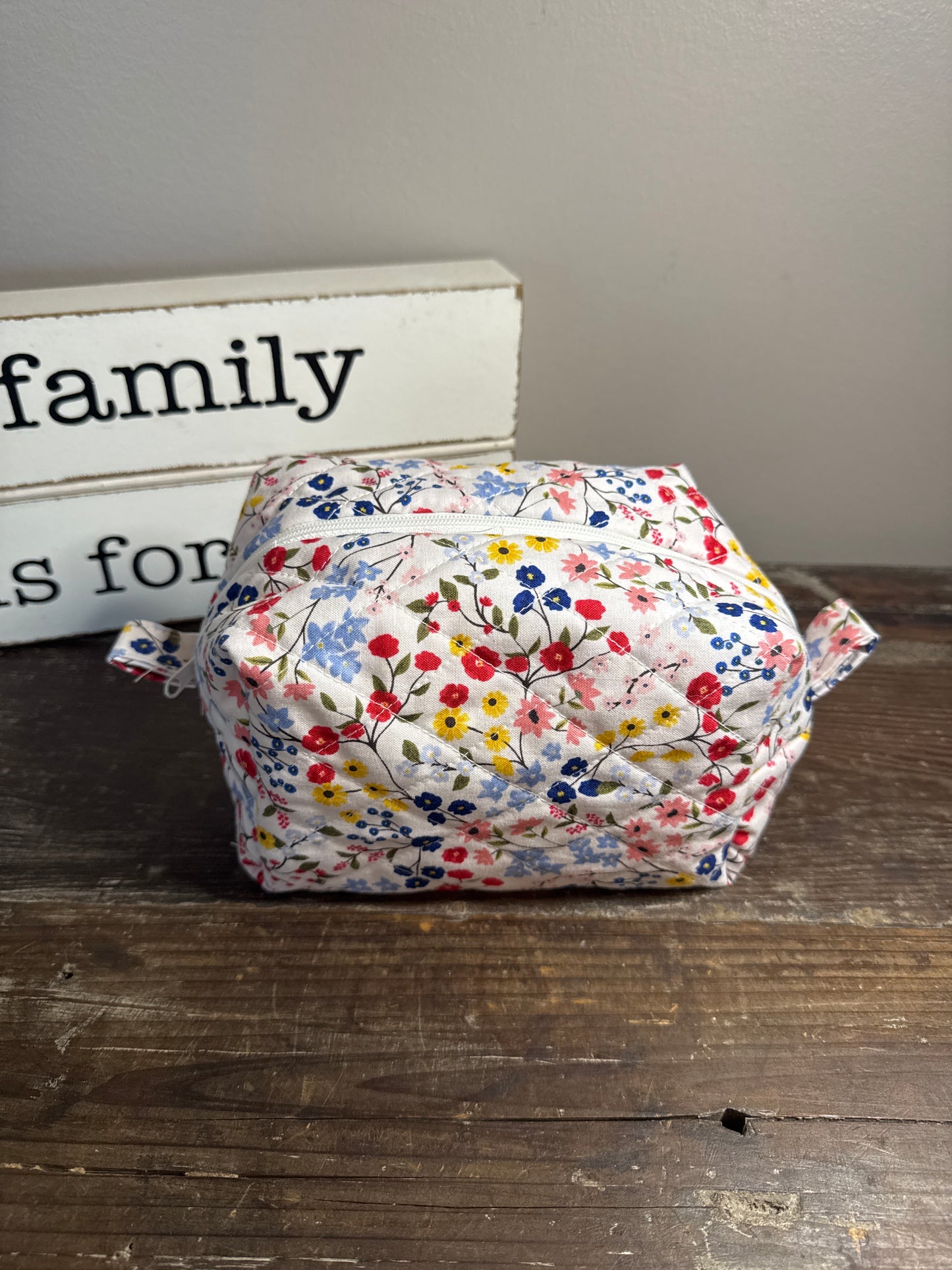 Red/Blue/Yellow Garden Small Makeup Bag