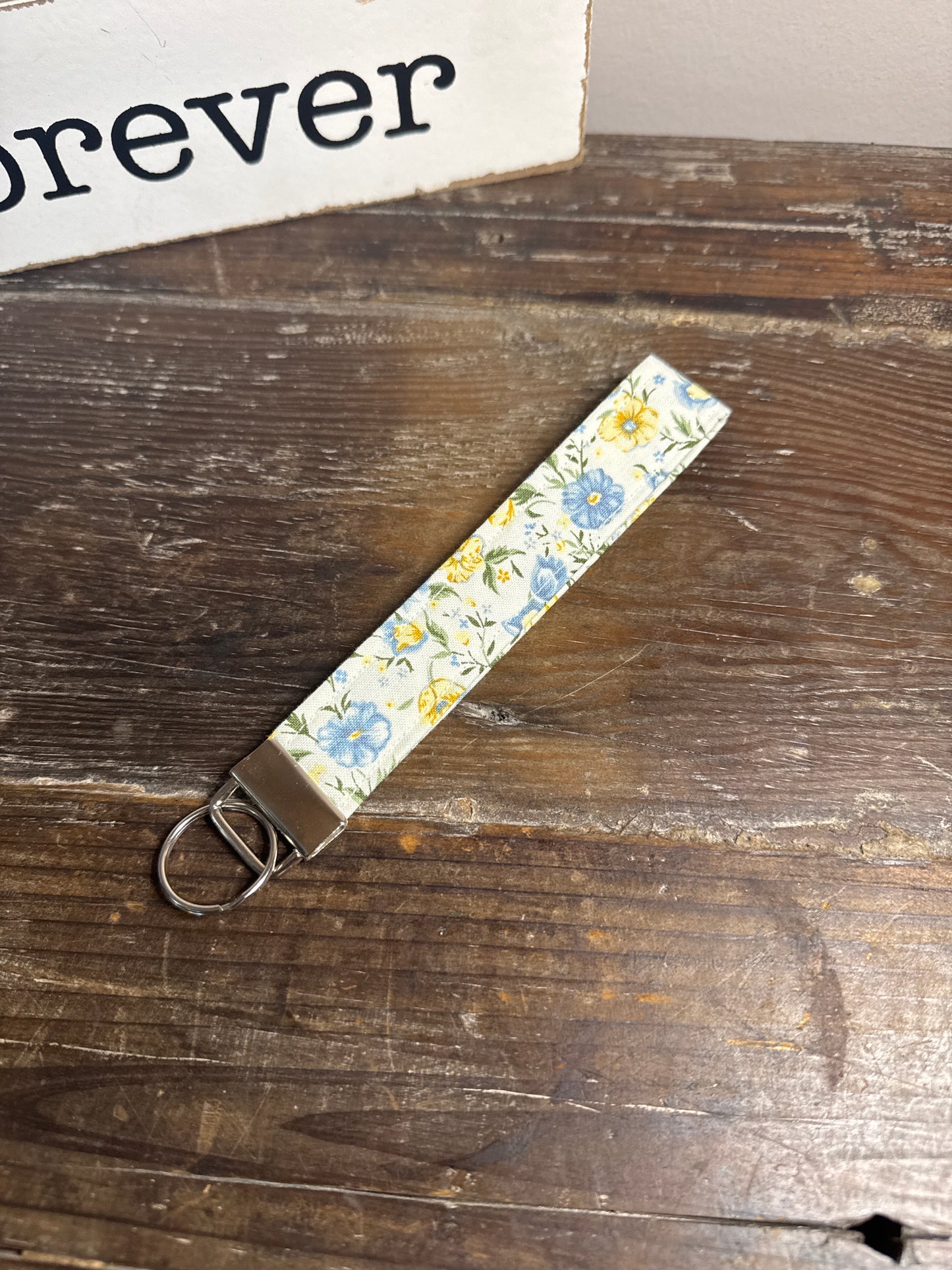 Yellow & Blue Daisy Wristlet