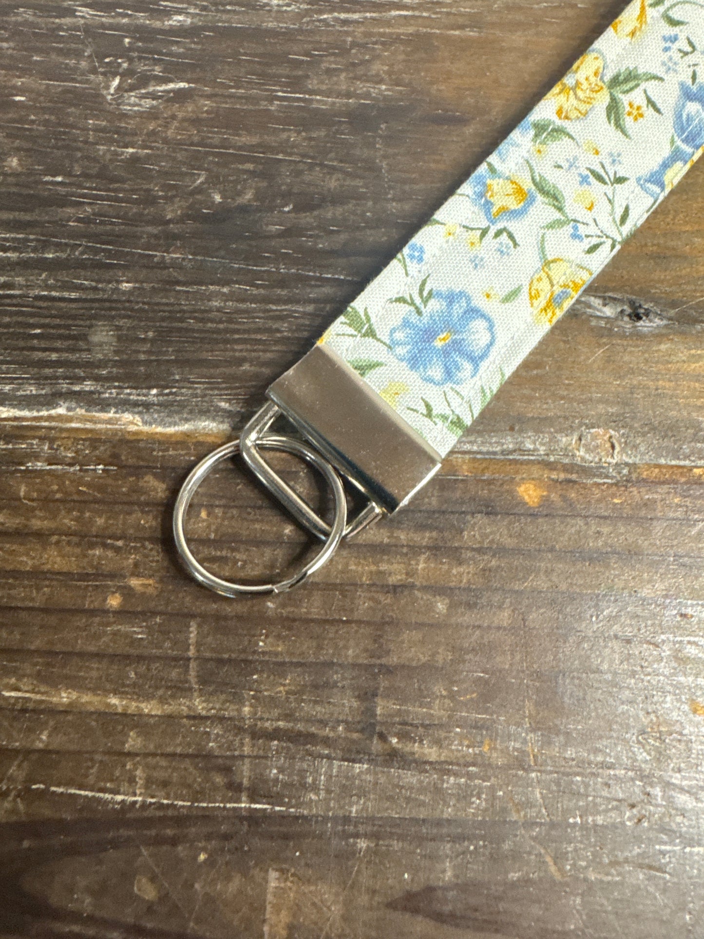 Yellow & Blue Daisy Wristlet