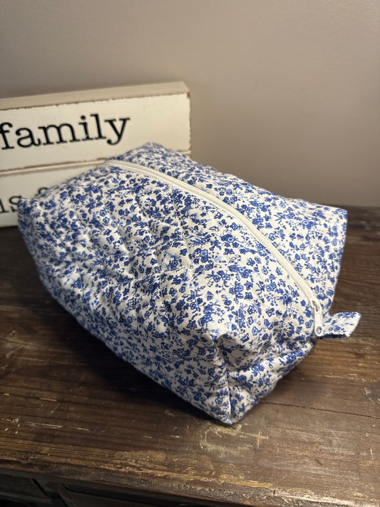 Ditzy Blue Large Makeup Bag