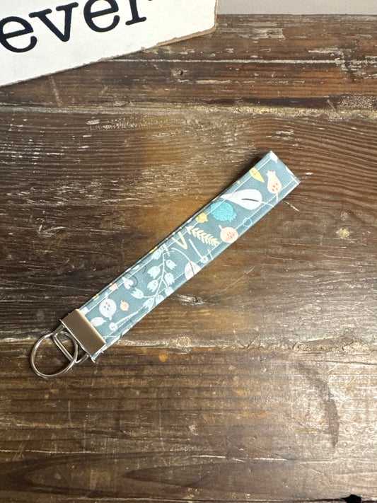 Green Floral Wristlet