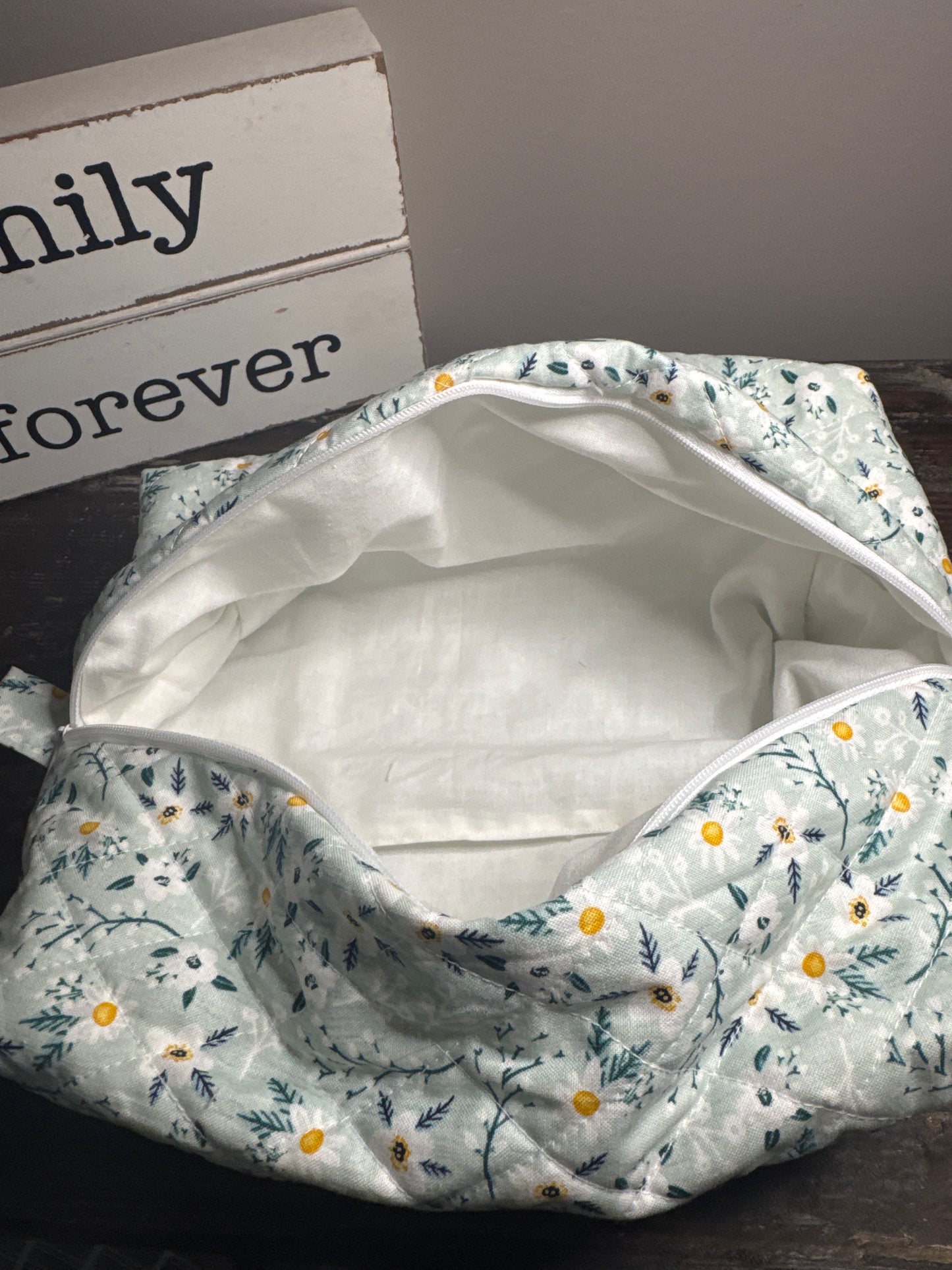 White Daisy’s on Sage Large Makeup Bag
