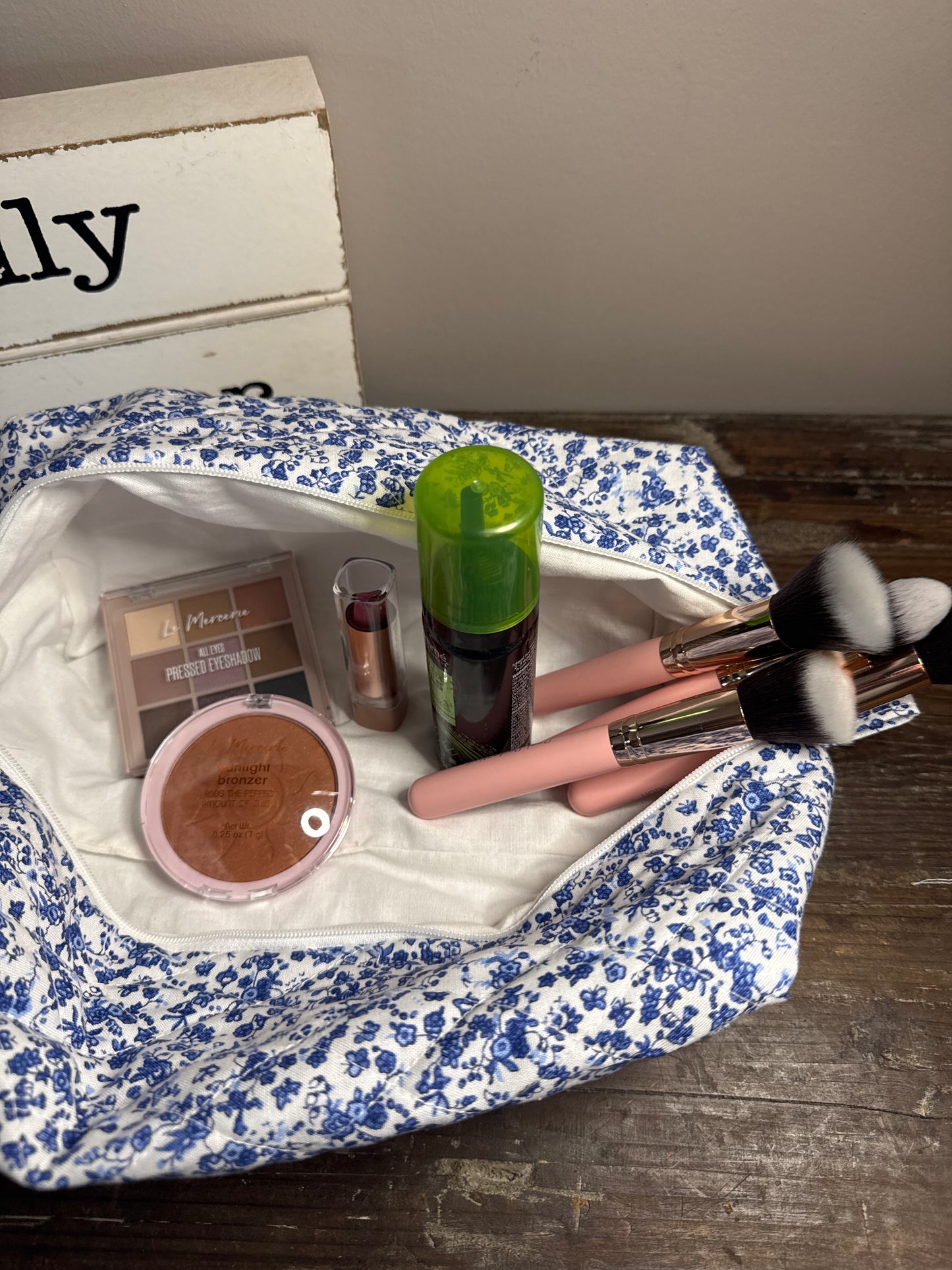 Ditzy Blue Large Makeup Bag