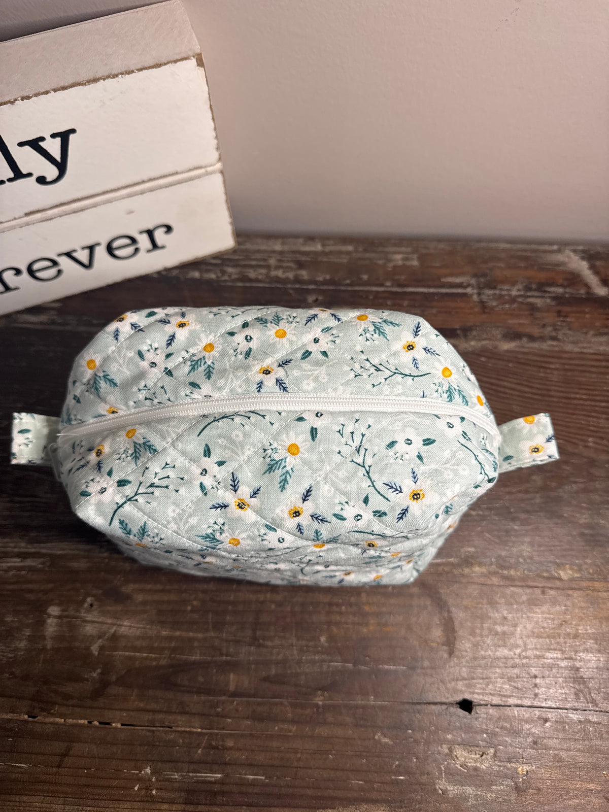 White Daisies on Sage Small Makeup Bag